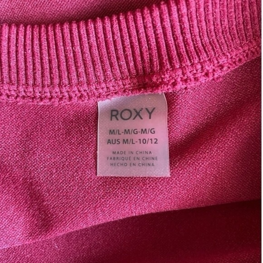 ROXY Burgundy DryFlight Nylon Seamless Long Sleeve Surf Rashguard Womens Sz M/L - Picture 7 of 7